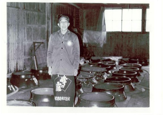 説明: C:\Documents and Settings\Owners\デスクトップ\HP更新用\号外!繊月News\13年\gougai\n130707\3代目杜氏.jpg